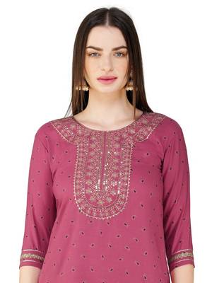 Wine Embroidered Kurta Set With Dupatta 3