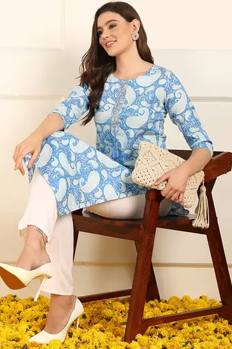 women blue cotton paisley printed straight kurta