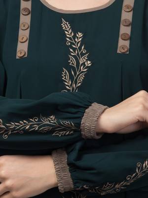 Women stylish Muslim traditional embroidered wear abaya 5