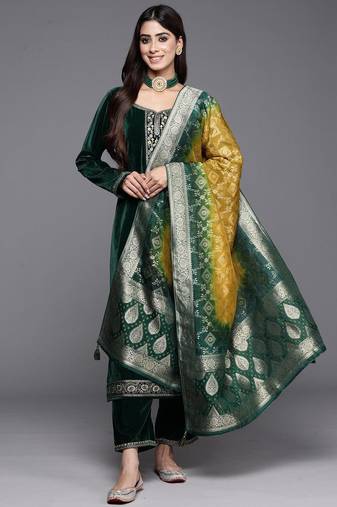 Green Velvet Salwar Suit with Embroidery Dupatta 3 pieces Kurta set for Women