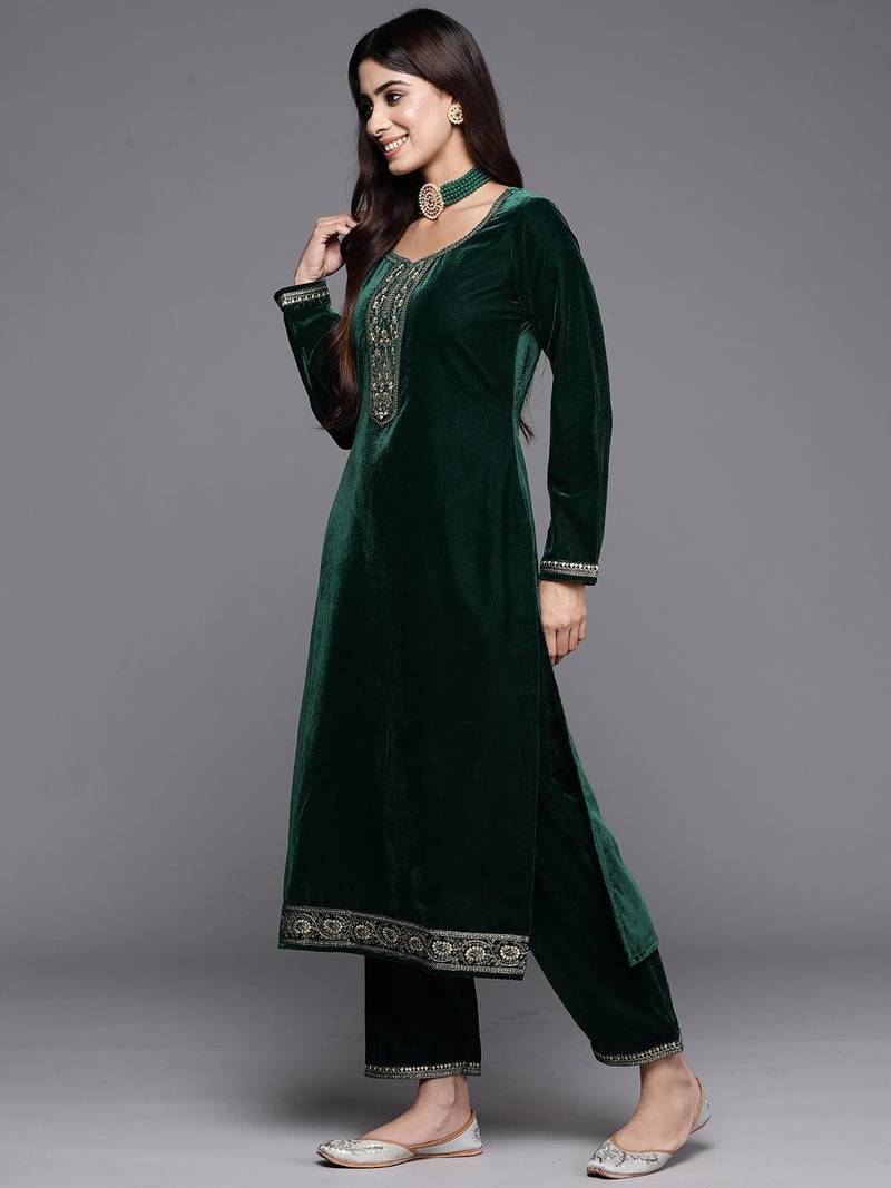 Green Velvet Salwar Suit with Embroidery Dupatta 3 pieces Kurta set for Women