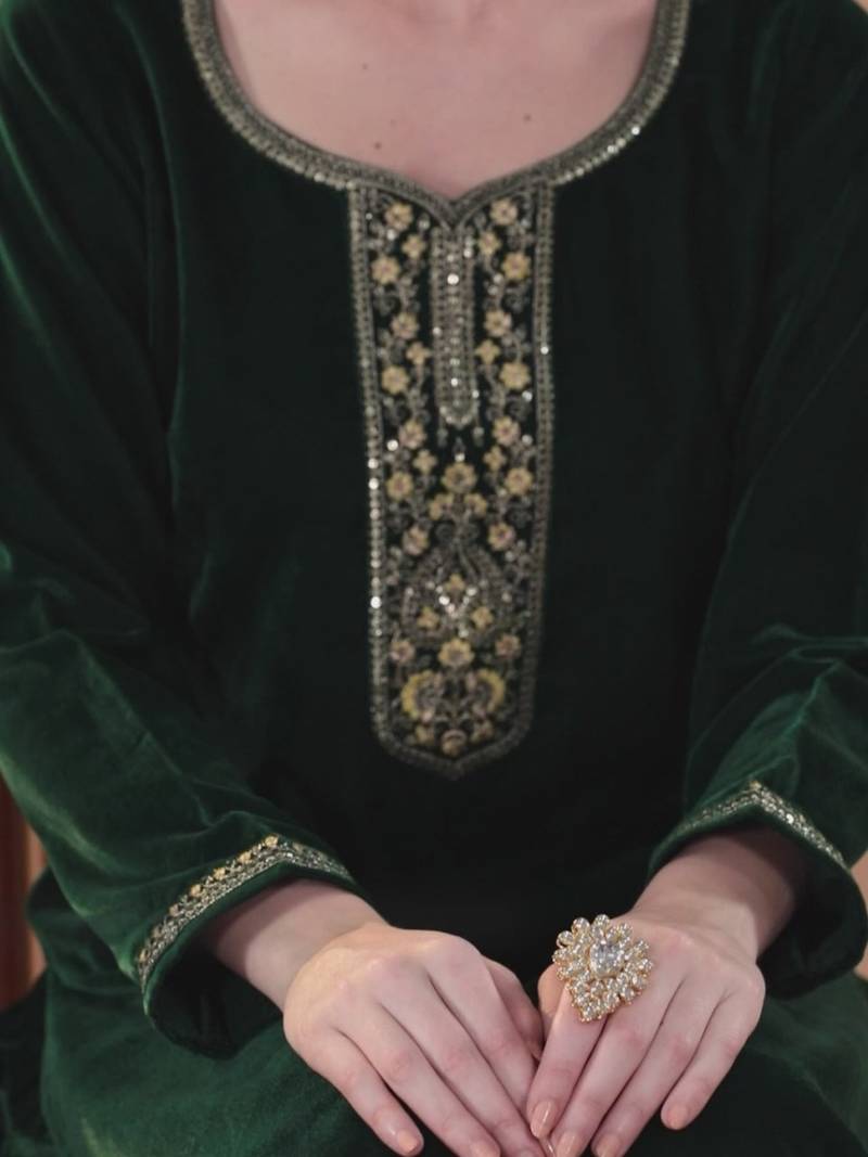 Green Velvet Salwar Suit with Embroidery Dupatta 3 pieces Kurta set for Women