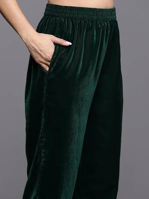 Green Velvet Salwar Suit with Embroidery Dupatta 3 pieces Kurta set for Women 8