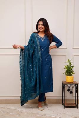 Teal blue colour ethnic looks embroidered girlish salwar kameez 3