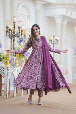 Purple colour smart and ethnic looking readymade salwar kameez for graceful festive looks 4