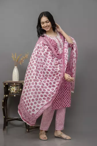 Maroon colour cotton fabric casual suit with resham work