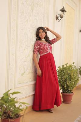 Red colour heavy sequins work partywear gown for bridesmaid 2