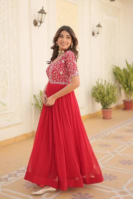 Red colour heavy sequins work partywear gown for bridesmaid 4