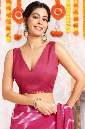 Rani pink chiffon shibori print gotta pati lace border saree with unstitched blouse piece