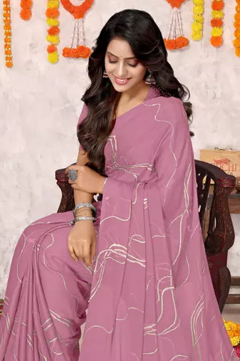 Dusty Pink Chiffon Geometric Print Saree With Unstitched Blouse Piece