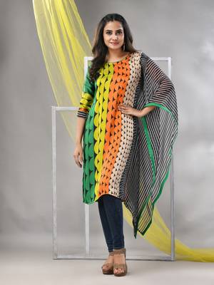 Multicolor printed satin asymmetrical straight kurta 2