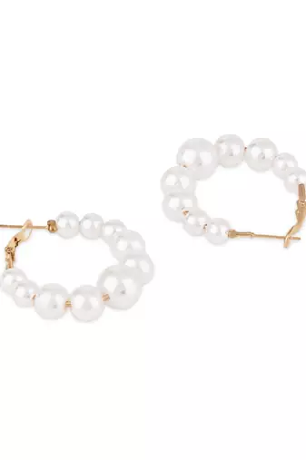 latest fashion stylish gold plated lightweight round pearl chunky earrings 