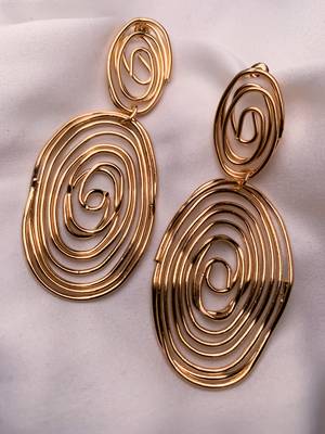 latest fashion stylish gold plated classic chunky hoops earrings for women/girls  1