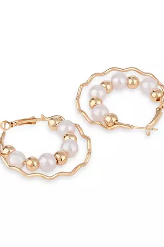 latest fashion stylish gold plated lightweight round pearl hoop earrings for women/girls 