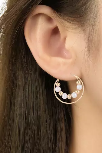 latest fashion stylish gold plated lightweight round pearl hoop earrings for women/girls 