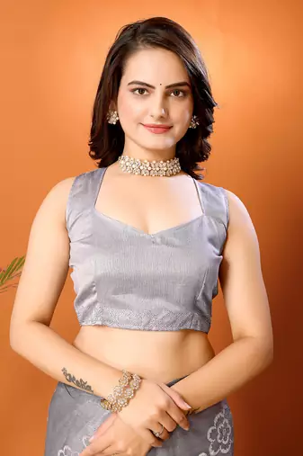 Grey Self Design Chiffon Saree With Blouse Piece