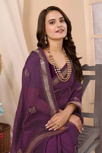 Purple Embroidered Chiffon Saree With Blouse Piece