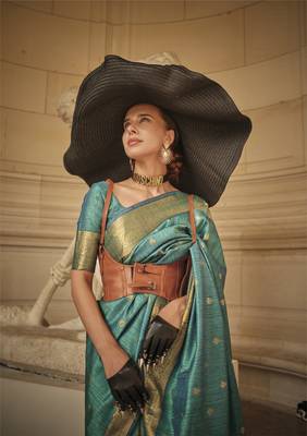 Rajtex Green Woven Zari Silk Saree With Blouse 2