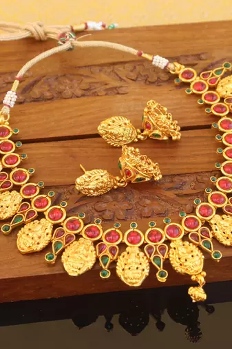 Designer gold plated kempu temple necklace set