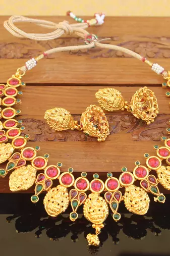 Designer gold plated kempu temple necklace set