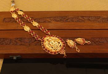 Designer gold plated temple necklace set 3