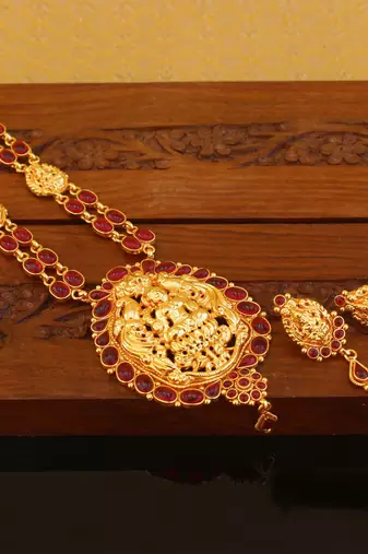 Designer gold plated temple necklace set