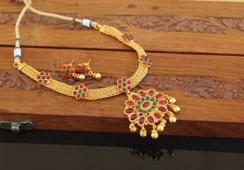 Designer gold plated kempu necklace set 1