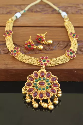 Designer gold plated kempu necklace set