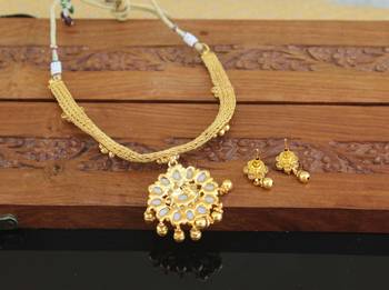 Designer gold plated pearl necklace set 3