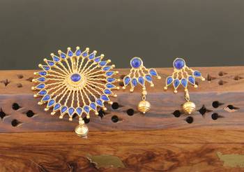 Designer gold plated kempu pendant set 1