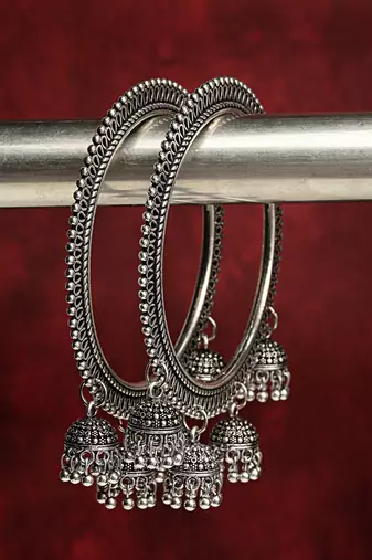 Women set of 2 silver-toned german silver oxidised bangle