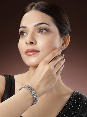 Women silver-toned german silver oxidised kada bangle 2