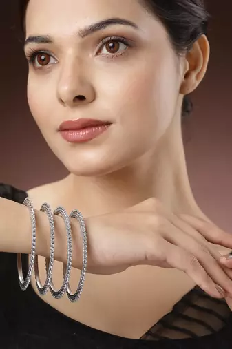 Women set of 4 silver-toned german silver oxidised bangles