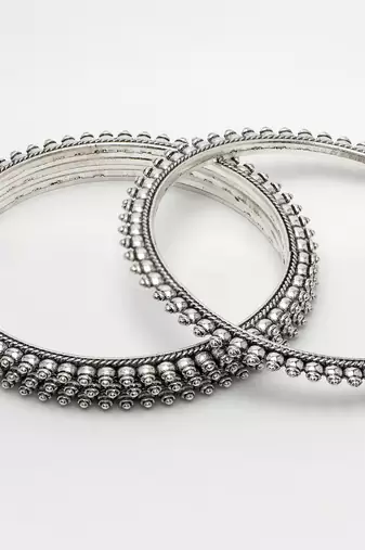 Women set of 4 silver-toned german silver oxidised bangles