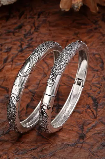 Women silver-toned german silver peacock design oxidised kada bangle
