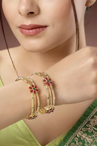 women’s set of 2 gold plated stone bangles