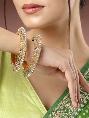women’s set of 2 gold plated kundan bangles 3