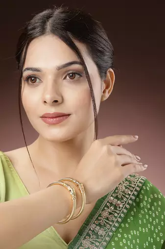 Women set of 2 gold-plated handcrafted traditional bangles