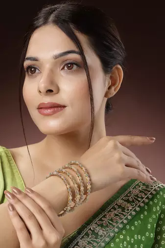 Women set of 4 gold-plated beads handcrafted traditional bangles