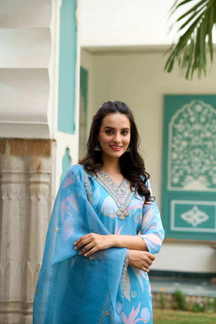 Viscose Tabby Fabric Sequence Embroidered Work Straight Cut Kurta with Cotton Lining, Pant and Dupatta Set