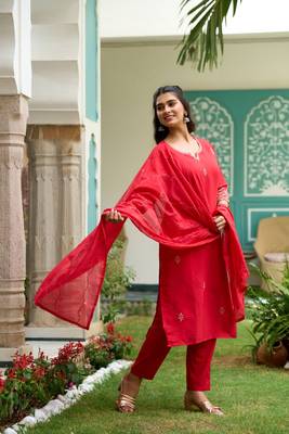 Gajari Red Embroidered Chanderi Straight Kurta Pant and Dupatta Set 1