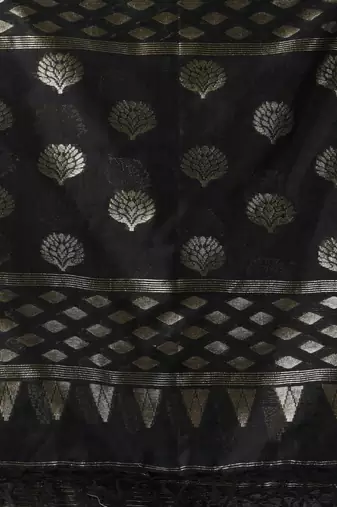 Black silk matka soft saree with stripes pattern