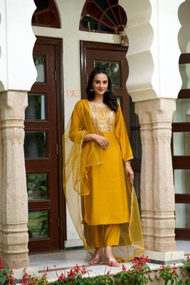 Yellow Solid Chanderi Embroidered work Straight cut Kurta Pant and Dupatta Set 1