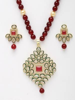 Women red kundan-studded & beaded handcrafted jewellery set 3