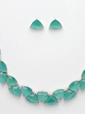 Women green artificial stones studded handcrafted jewellery set 5