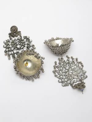 Women silver-plated oxidised artificial stones dome shaped jhumka earrings 4