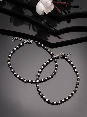 Women set of 2 black beaded anklets 2