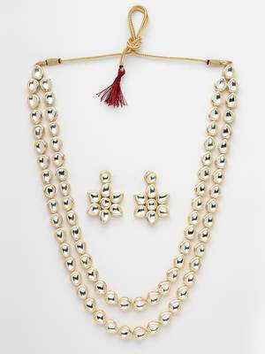 Women's rhodium-plated kundan-studded necklace and earrings 3
