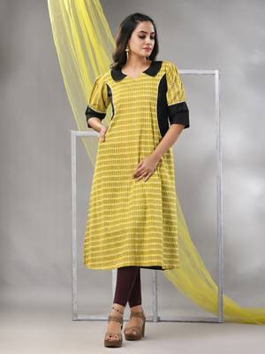 Lemon yellow cotton printed a-line kurta 2