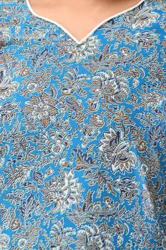 Mauve cotton ajrak printed straight kurta